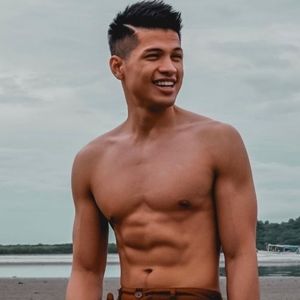 Meet your Posher, Ito